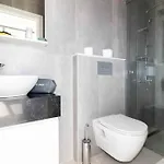 The , Gym Havuz Sahil Apartment Aglantzia